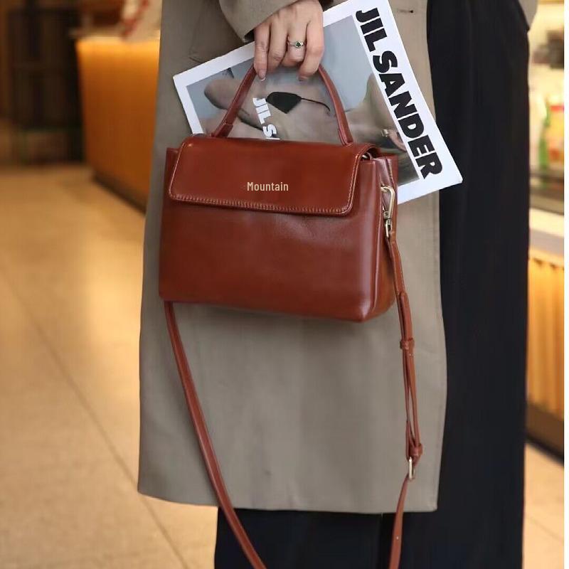 Весна/Лето 2025 Женская сумка кроссбоди из лицевой коровьей кожи - Большая вместимость, универсальная и модная.