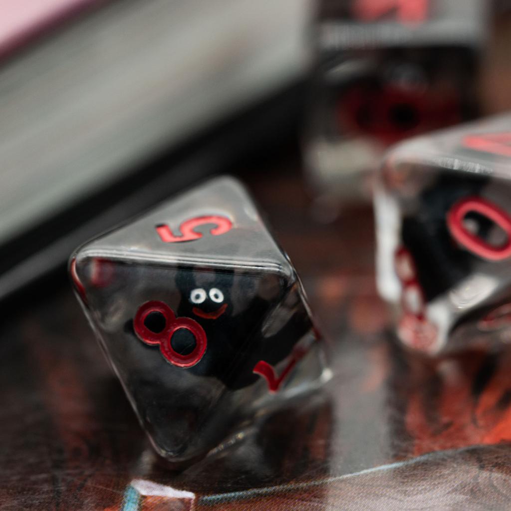 Cusdie Набор кубиков для D&D Животные Милые Смола 7 шт. Разные D4 D6 D8 D10 D% D12 D20 Многогранный набор кубиков для D&D Ролевых Настольных Игр