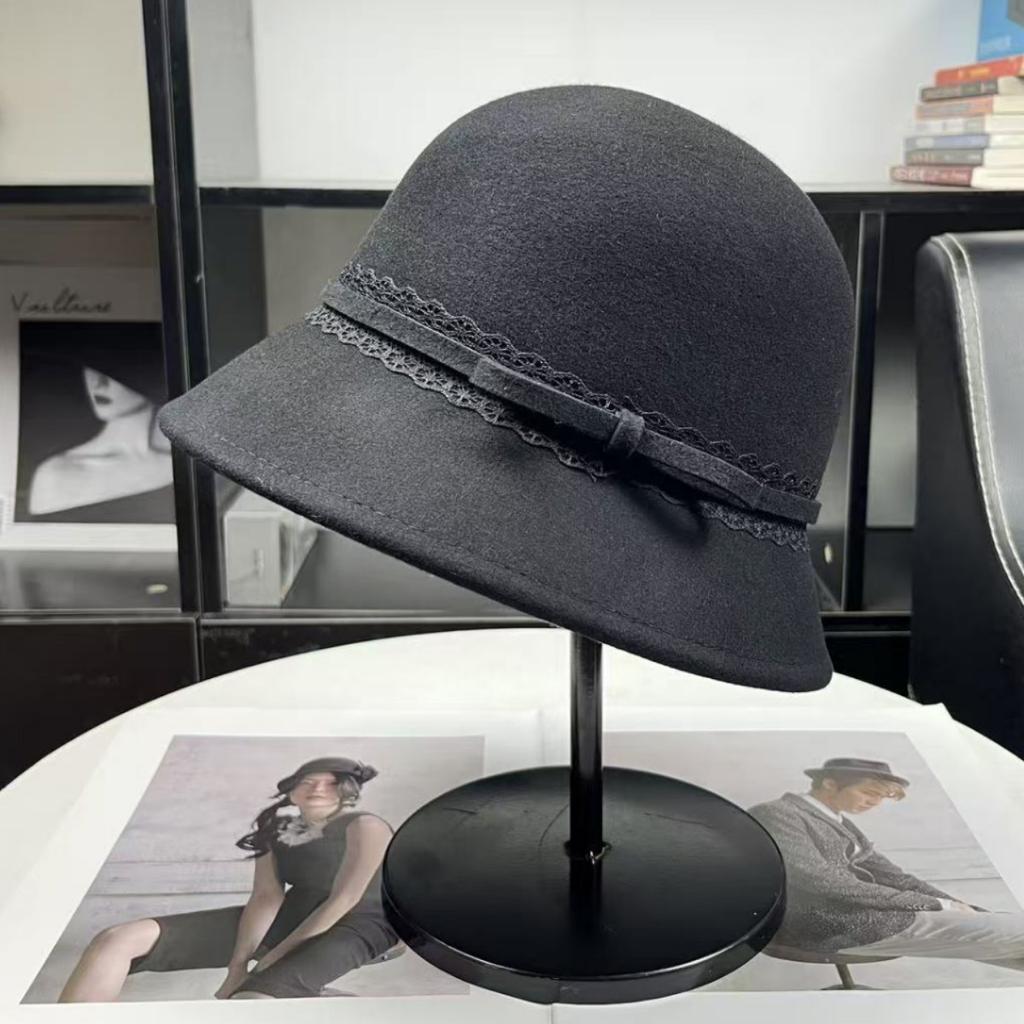 French romantic white rich women's golden wind top hat autumn and winter high-end Hepburn wind pure wool woolen small brim basin hat