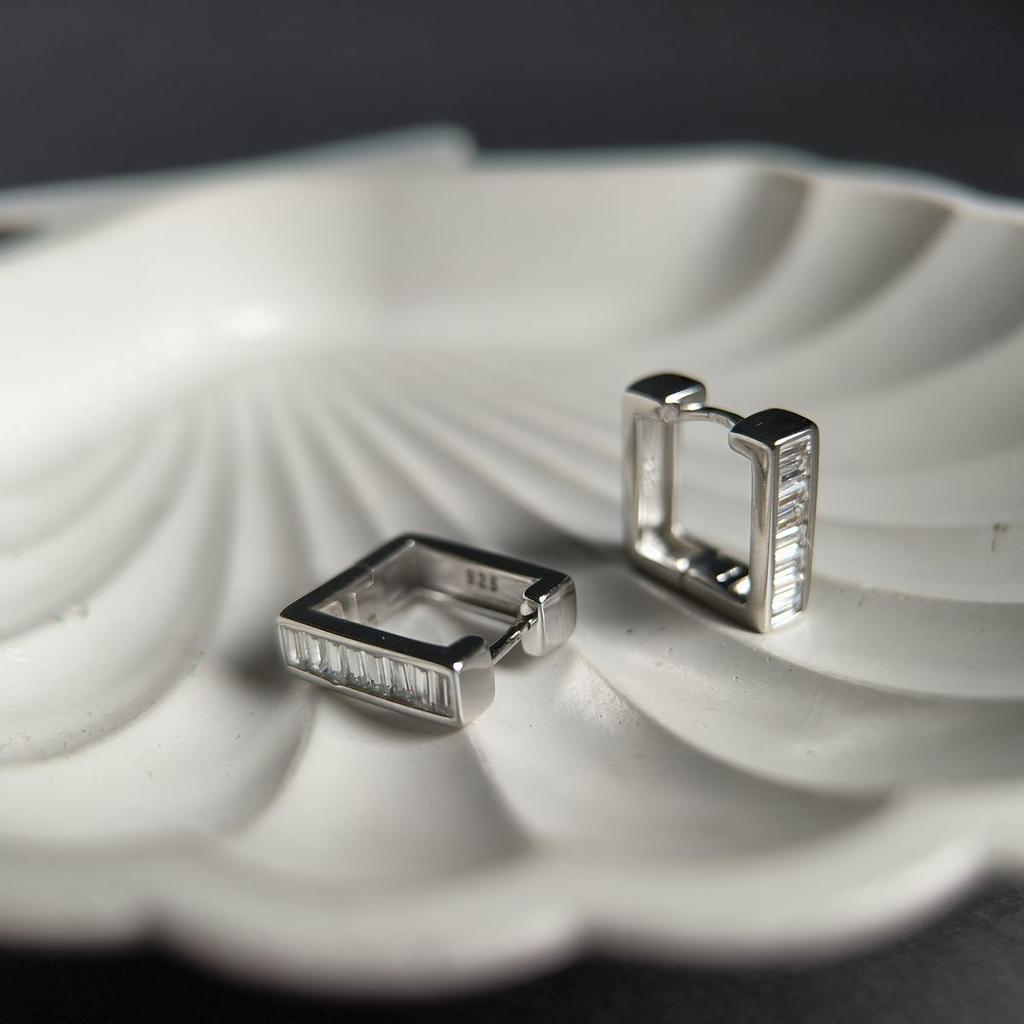 Silver Earrings with Cubic Zirkonia (2184201)