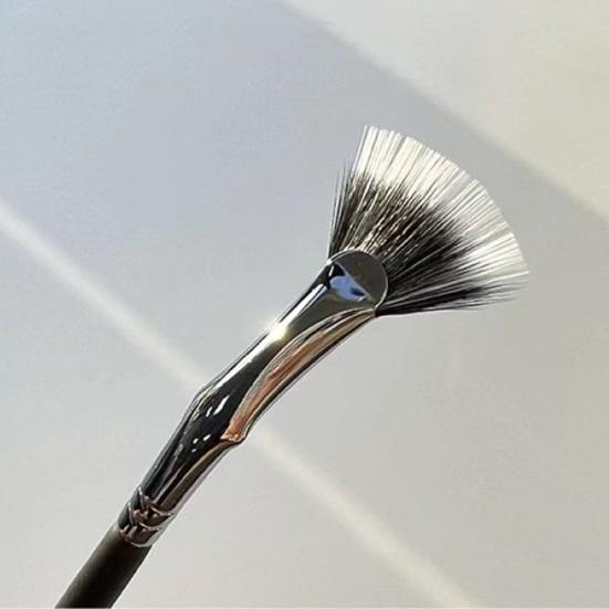 2 шт. веерообразная щеточка для туши, щеточка для ресниц, для естественного эффекта лифтинга и улучшения нижних ресниц, синтетическая щеточка для ресниц без размазывания и комочков