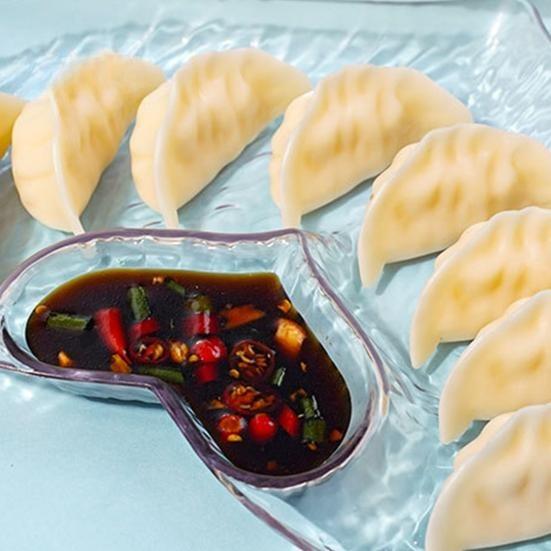 Набор для сервировки чипсов и соуса Разделенное сервировочное блюдо Тарелки для суши с секцией для соуса Поднос для подачи сыров для пельменей, закусок, тако, суши