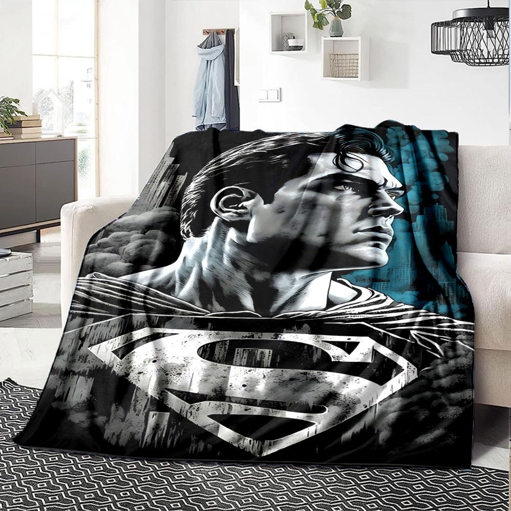 1pc Superman cityscape Flannel Blanket Soft Warm Throw for Home, Office, Travel, All-Season Cozy Bedding GiftL1135