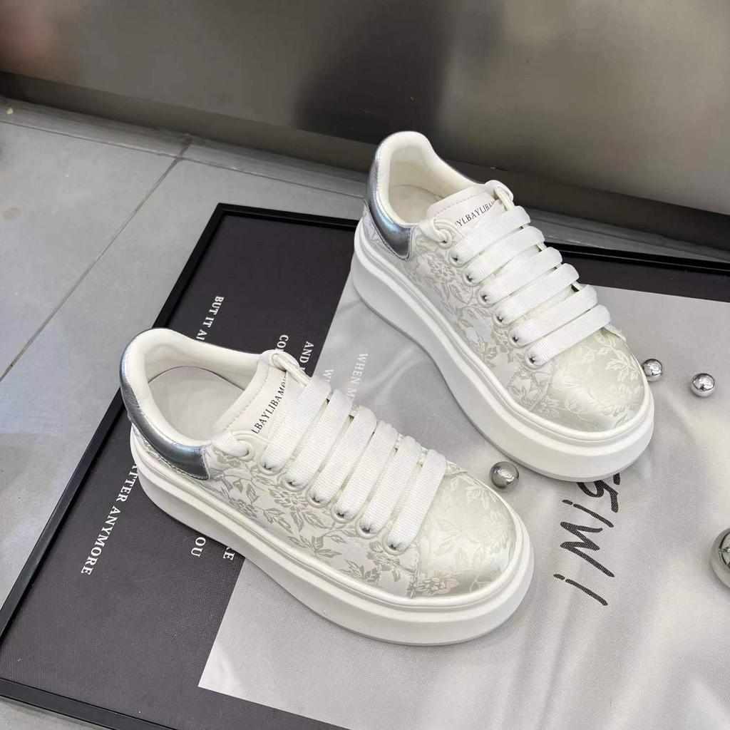 Guofeng Xiaobai обувь женская 2024 года новая популярная весенне-летняя обувь на платформе женская модная спортивная обувь для сноуборда Guochao