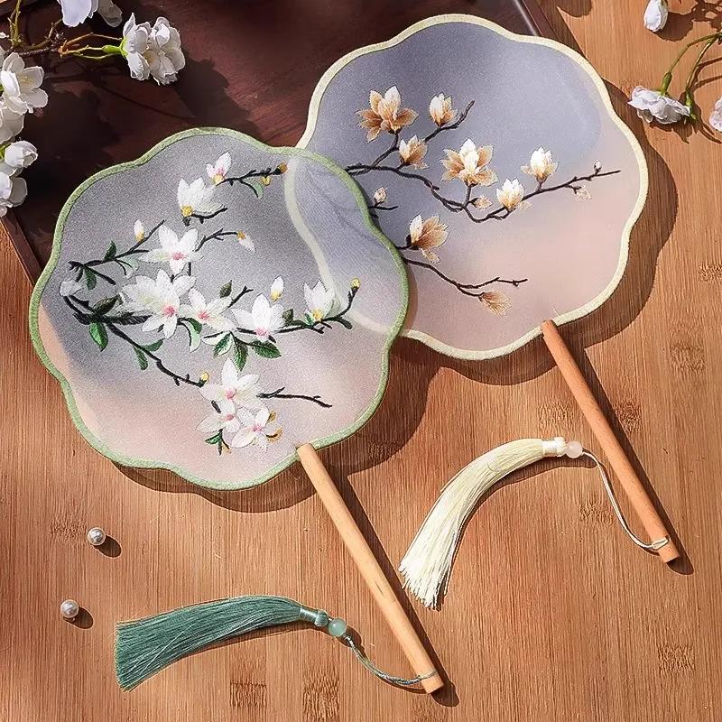 Double-Sided Embroidery Silk Fan: Classical Court Hanfu & Cheongsam Accessory