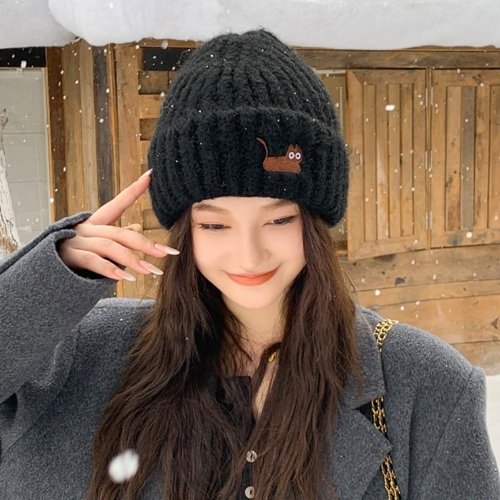 Soft Warm Beanie Hat Cat Embroidered Winter Thermal Cap New Knitted Woolen Hat Women
