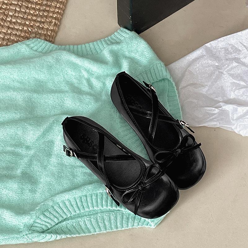 Black Retro French Flat-soled Single Shoes Women's 2025 New Spring Shallow Mouth Ballet Versatile Skirt Mary Jane Shoes
