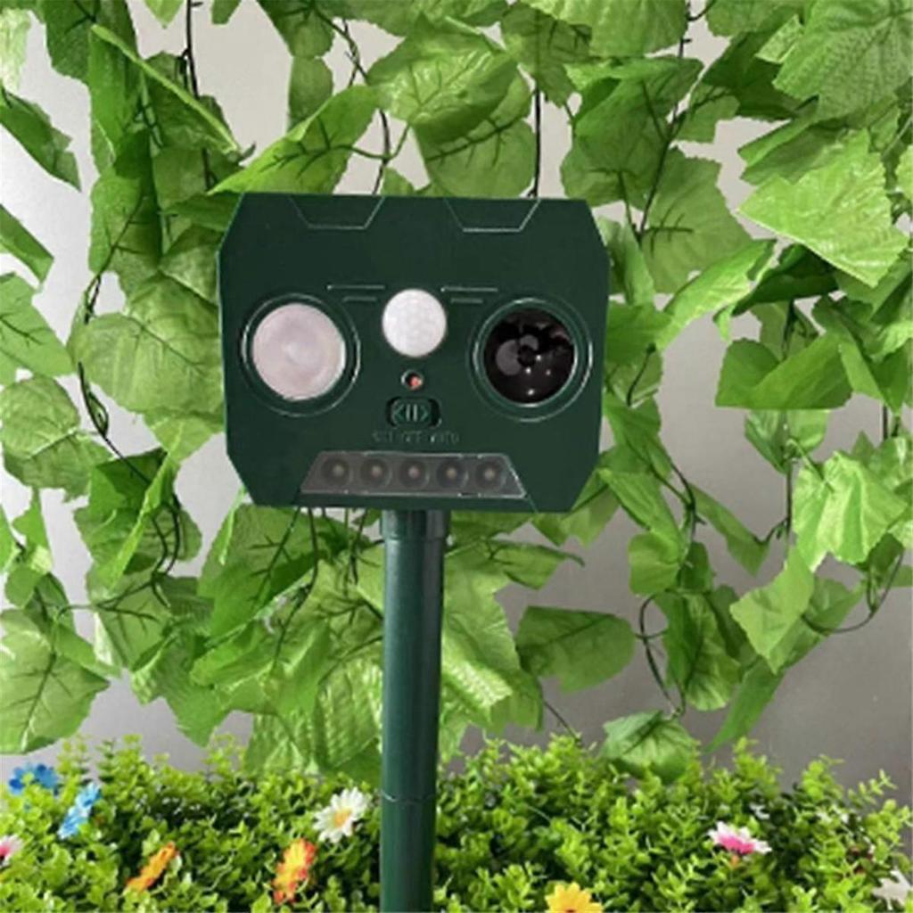 Solar Ultrasonic Animal Repellent Outdoor,Deer Repellent Device with Flashing Light for Yard, Waterproof 3Pcs