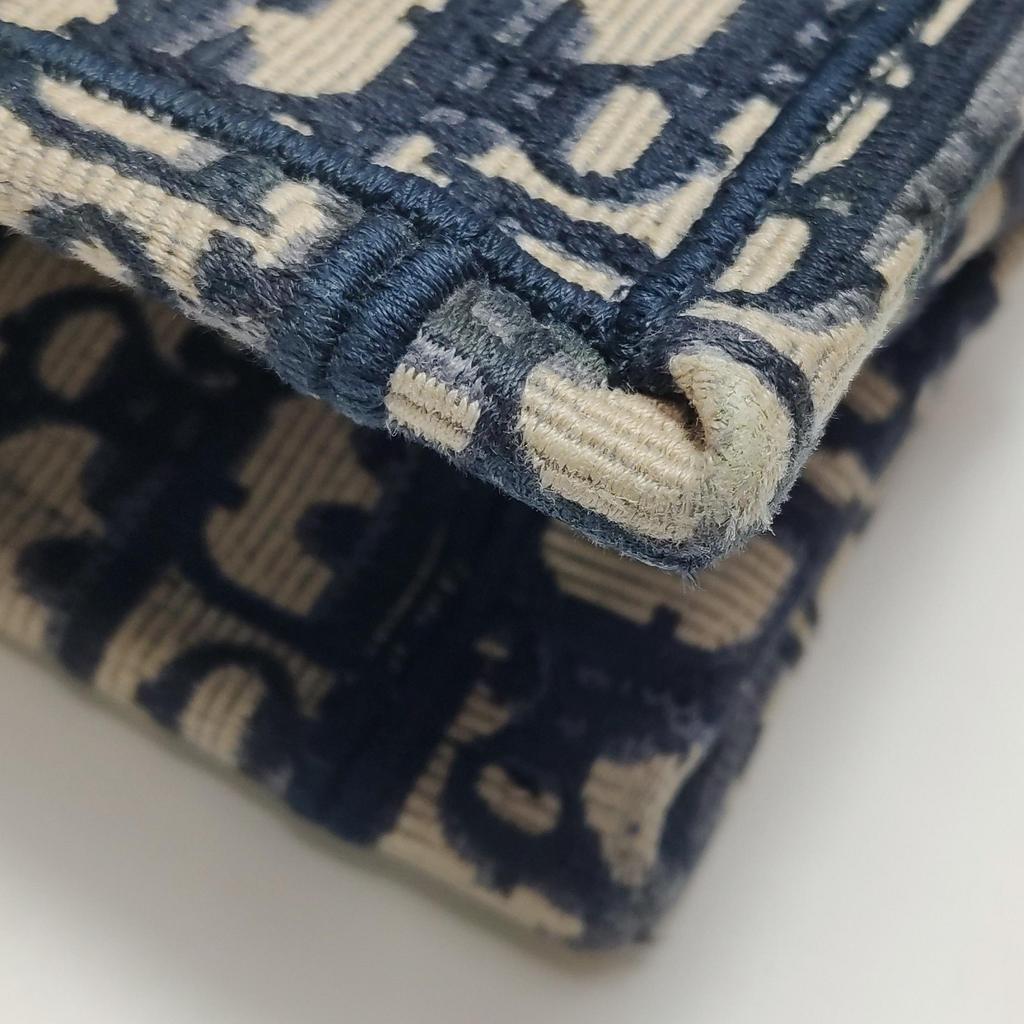 [Pre-Owned] Book Tote Hand-Embroidered Monogram Large Capacity Canvas Tote Bag - Excellent #LAKQIK