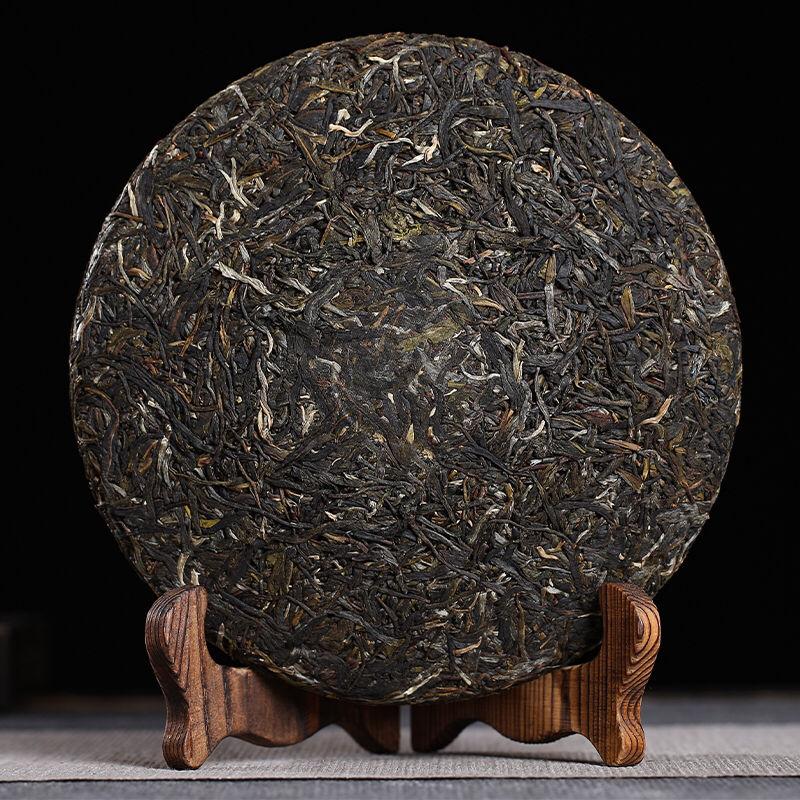 Чай пуэр Lincang Sheng Qizi, 2019 г., с ароматом древнего дерева и сливы, 357 г