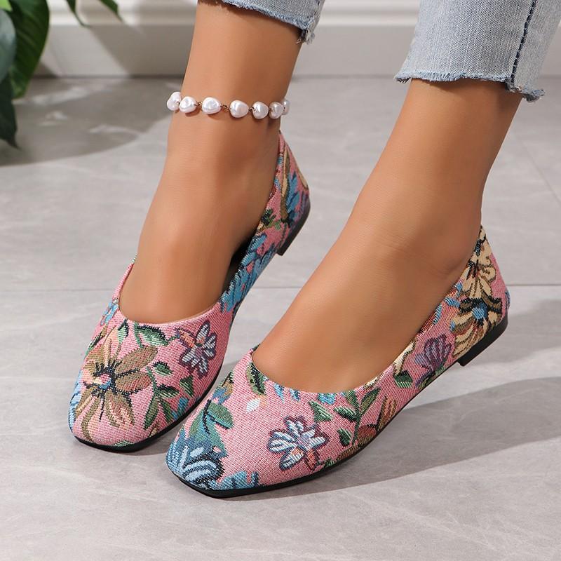 Fashion Shoes Woman 2024 Casual Female Sneakers Low Heels Slip-on Flats Dointed Toe Shallow Mouth New Cute Slip On Dress Summer
