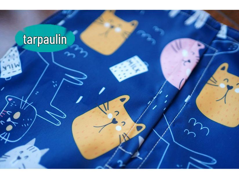 Автоматический туалет для кошек Petree второго поколения с защитой от запаха, пыленепроницаемой шторкой и мешком для отходов.