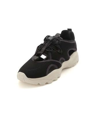 Женская обувь – Кроссовки