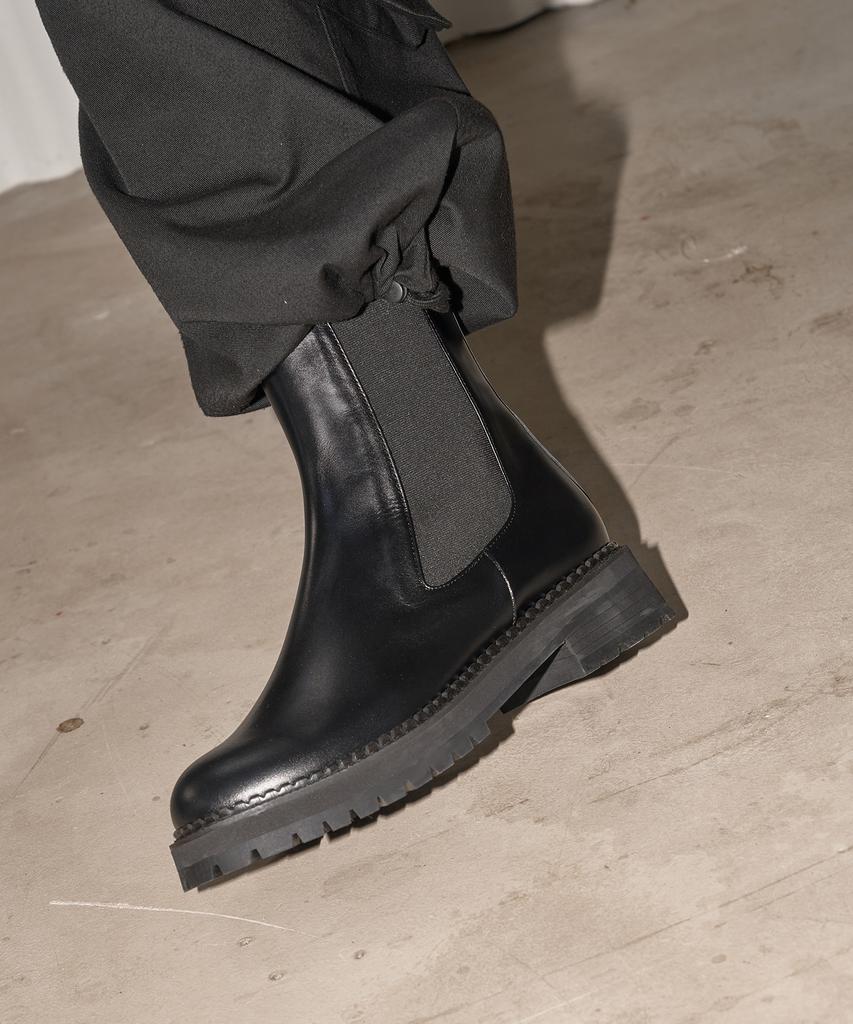 Ashgray Studios 1654 Eldo Chelsea Boots