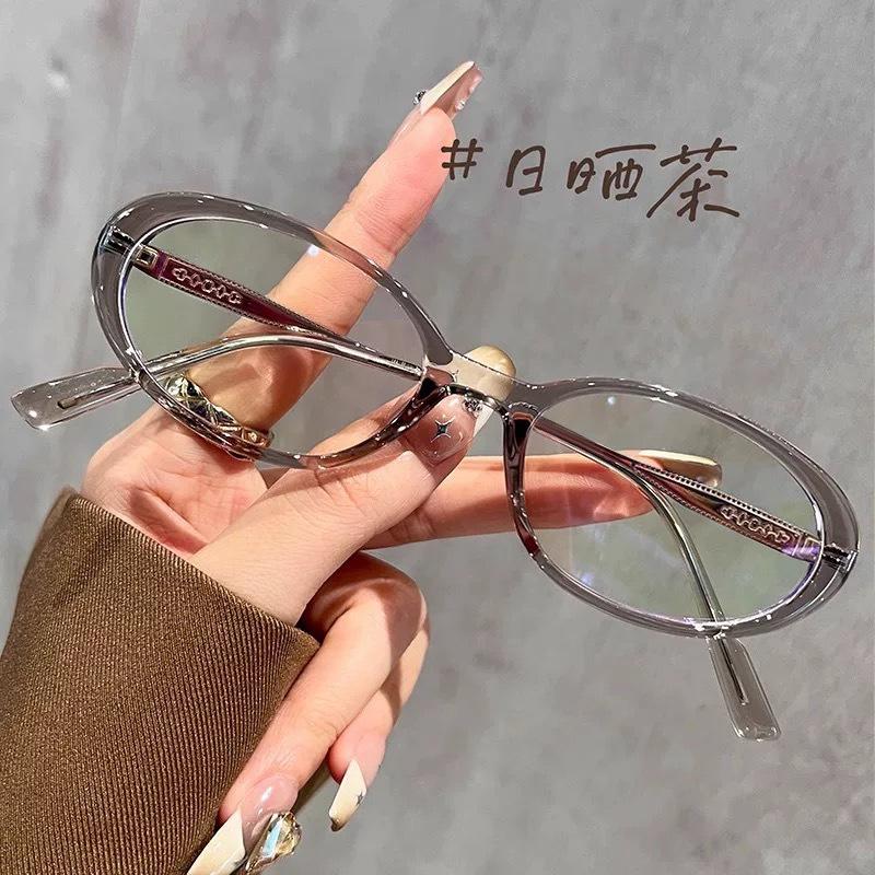 New nerd oval small frame cat eye color-changing glasses anti-ultraviolet flat glasses women can be equipped with degrees