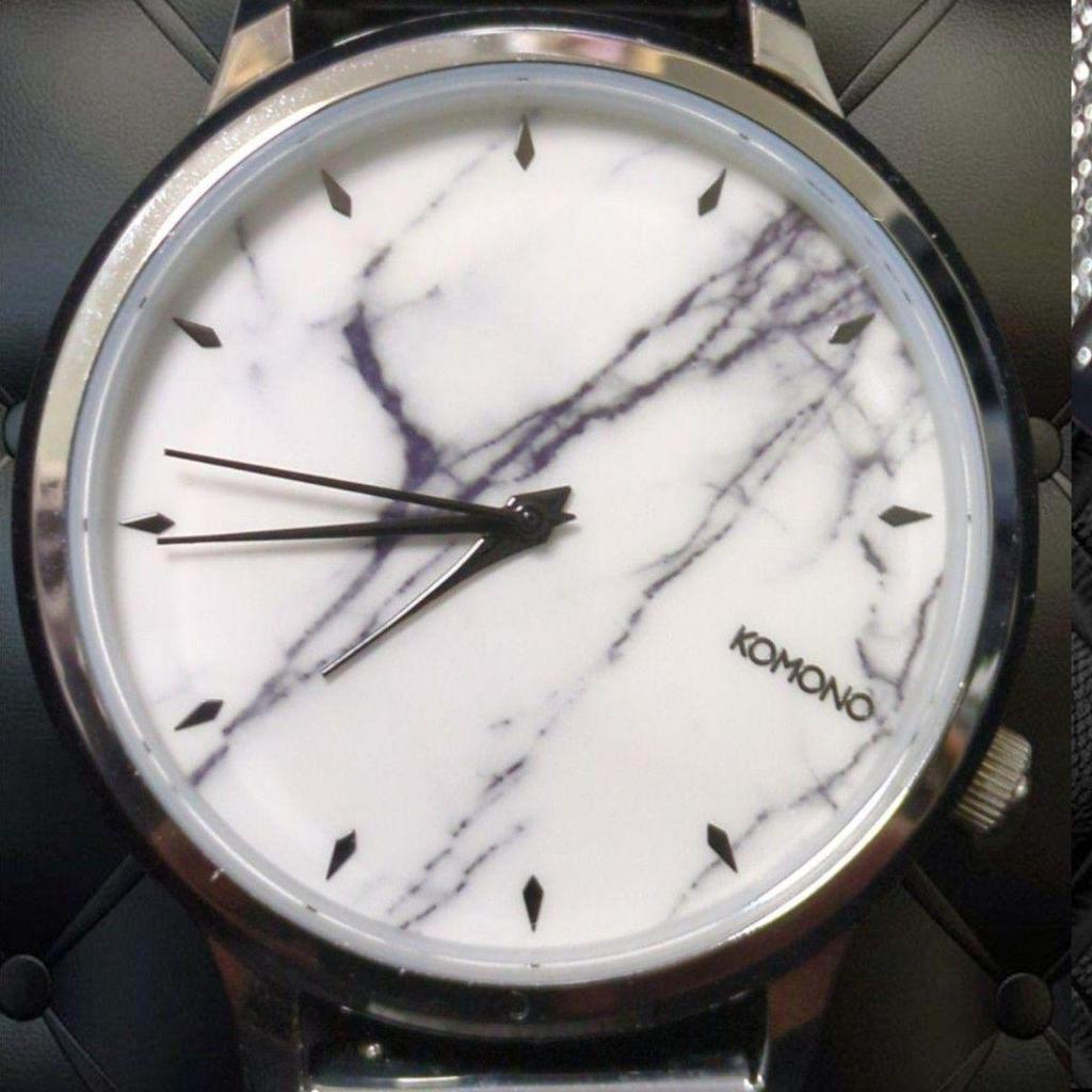 Б/У Новый KOMONO LEXI ROYALE SILVER WHITE MARBLE Женские часы Komono Lexi Royal