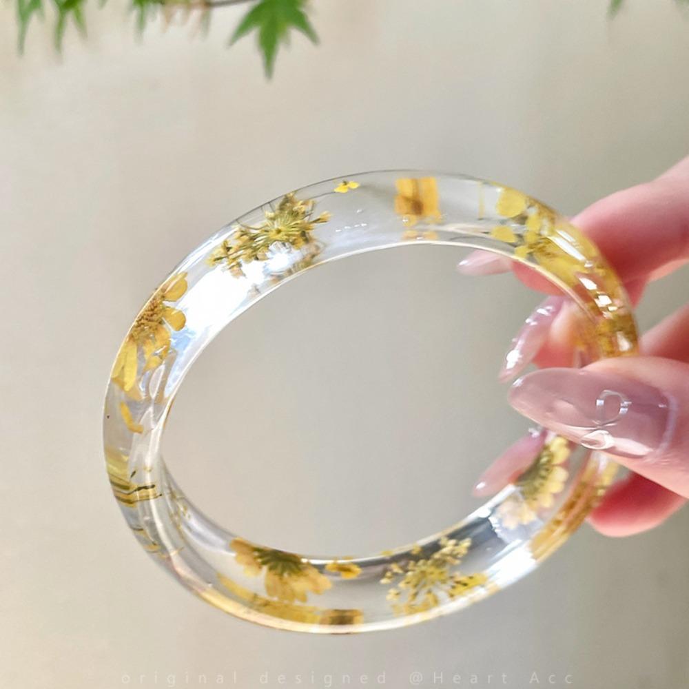 Resin Acrylic Bangle Wide Big Cuff Bangle Temperament Natural Dried Flower Bracelet Decoration