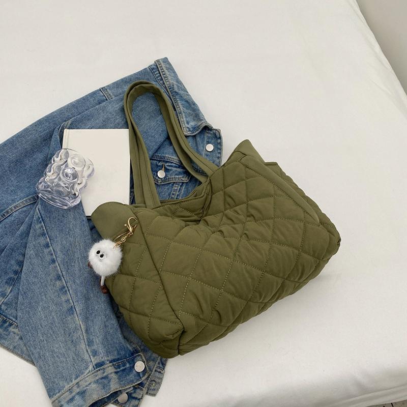 Yogodlns Women Padded Casual Handbag Adjustable Strap Diamond Quilted Tote Bag Padding Shoulder Bag Slouchy Travel Bag