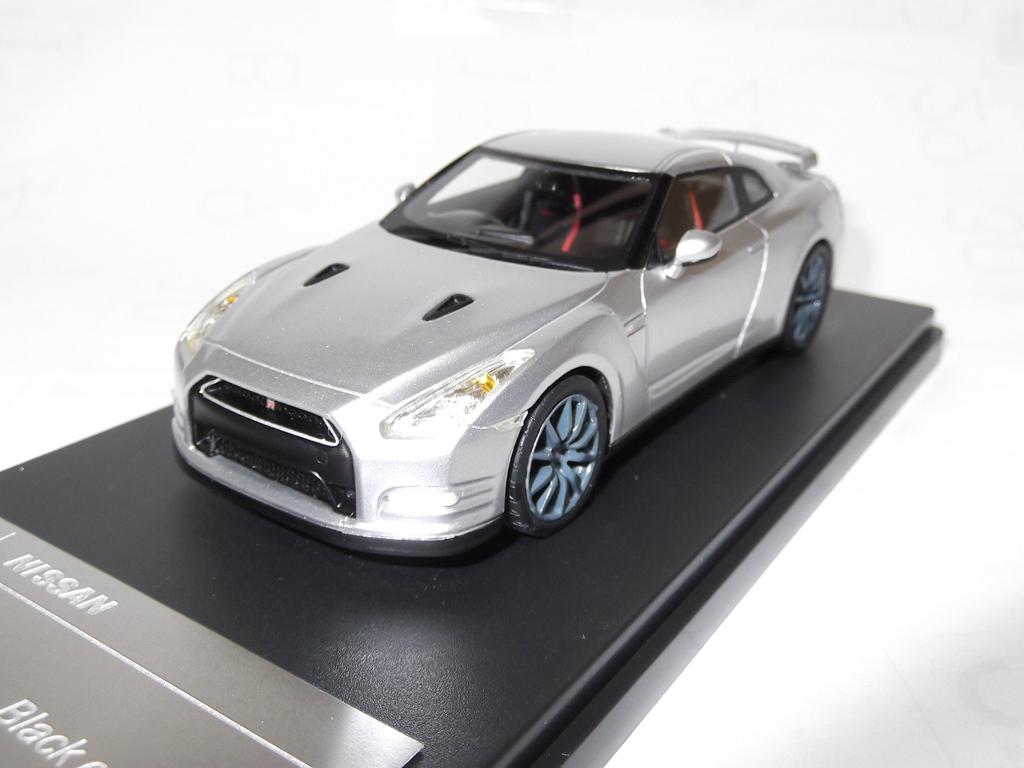 CN512 Nissan Black Edition 2011 Ultimate Metal Silver WIT'S GT-R