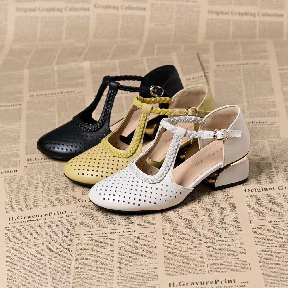 Баотоу сандалии женские на толстой подошве и толстом каблуке, из мягкой кожи, для улицы, с ремешком на щиколотке, летние новые дышащие туфли с перфорацией, сандалии женские