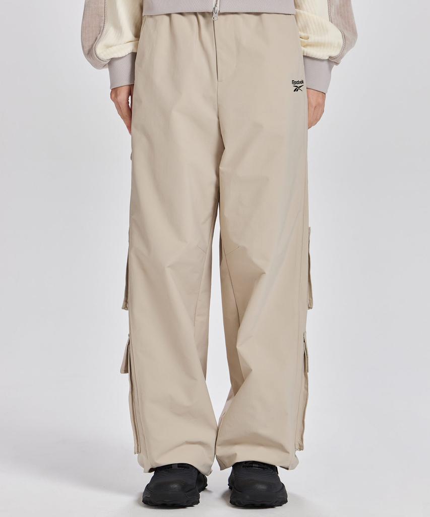 Reebok Брюки-карго с множеством карманов (W) - слоновая кость