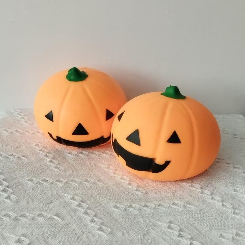 Soft Rubber Pumpkin Vent Squeeze Ball Filled With Flour TPR Material Realistic Funny Stress Relief for Holiday Gatherings