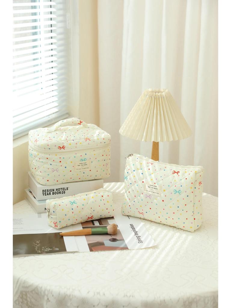 Косметичка из стеганого хлопка с цветочным принтом большой вместимости - Портативная и милая для путешествий или для студенток