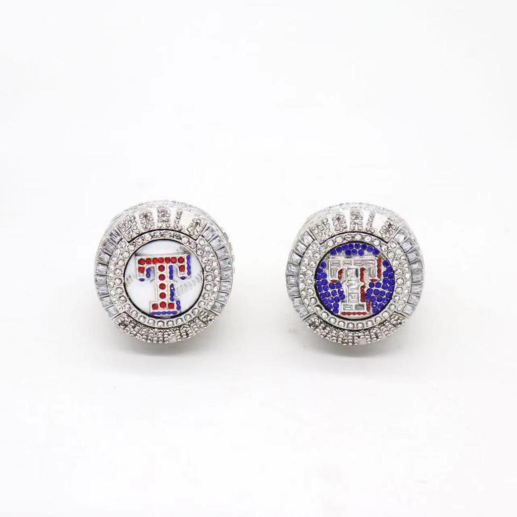 Реплика чемпионского кольца MLB Texas Rangers 2023 года