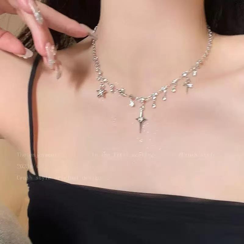 Хит продаж осенне-зимняя универсальная цепочка на ключицы с подвеской-звездой женский нишевый дизайн простая и холодная цепочка на ключицы аксессуары