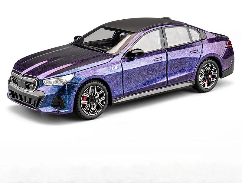 Литой Миниатюрный Автомобиль 1/24 BMW I5 M60 Модель Автомобиля из Сплава со Звуком и Светом Детская Игрушка Транспортное Средство Подарок на День Рождения Домашний Декор