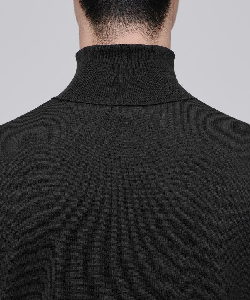 MUSINSA STANDARD Merino Wool Blend High-Gauge Turtleneck Knit [Gunmetal]