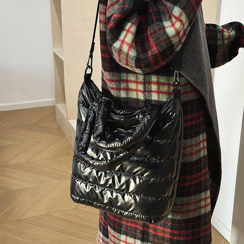 Зимняя стеганая сумка-тоут из хлопка для женщин, модная повседневная сумка-мессенджер, дизайнерская дутая сумка, большая вместительная сумка через плечо