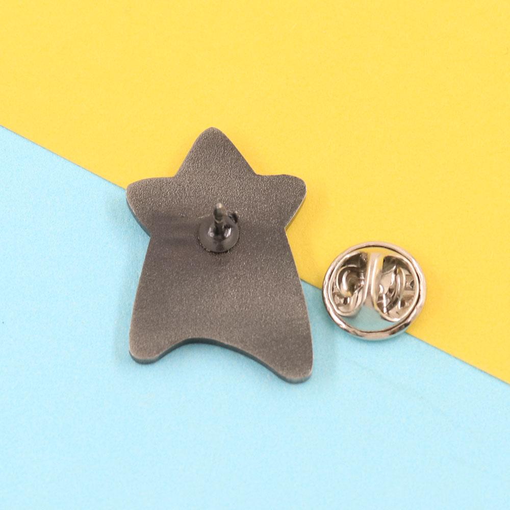 Star Fleet Medical Logo Enamel Brooch Sci-Fi Movie Peripheral Lapel Pin Retro Metal Badge Novelty Creative Decorative Accessorie
