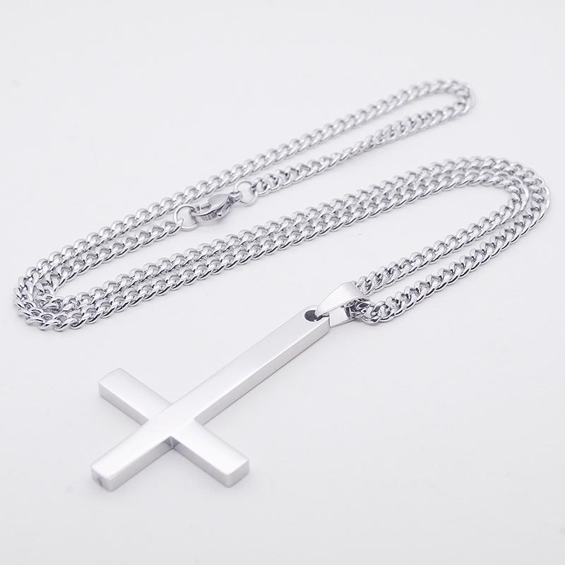 Панк Крест Ожерелья Подвеска из нержавеющей стали Изящный христианский подарок Мужчины Женщины Черные ожерелья Аксессуары