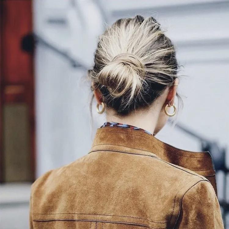 Изысканные толстые серьги из позолоченной латуни в европейском и американском стиле «холодный металл»