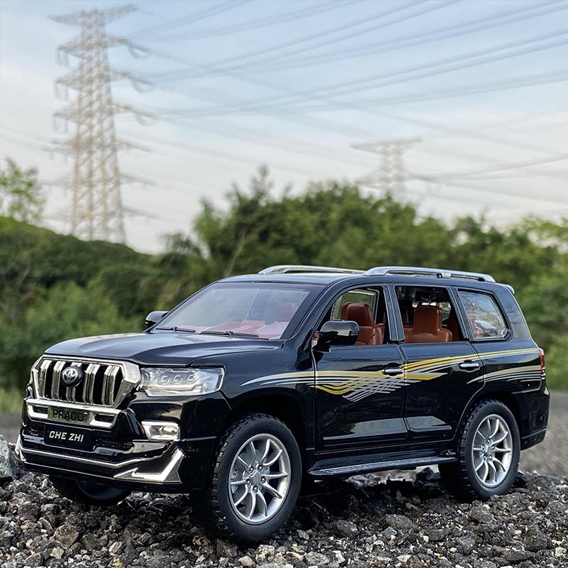 1/24 Toyota Prado литые игрушечные машинки и игрушечные машинки игрушечный внедорожник металлическая коллекция машинка моделирование LAND CRUISER модель машины детские подарки