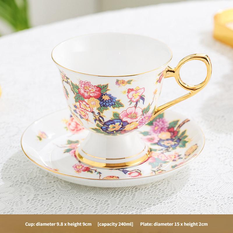 Кофейные чашки и тарелки из костяного фарфора, легкие роскошные черные чайные чашки и тарелки с позолоченной окантовкой на высоких ножках