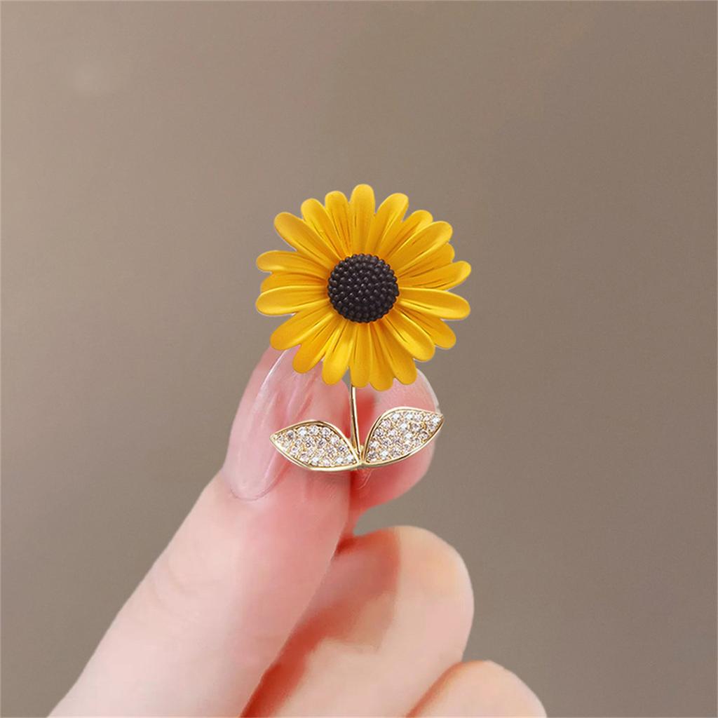 Rinhoo Elegant Daisy Flower Brooches For Women Fashion Sunflower Leaves Enamel Pins Floral Bouquet Badge Wedding Party Jewelry