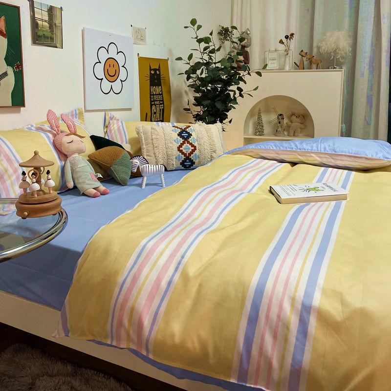 Мультяшный комплект из четырех предметов, пододеяльник, простыня, принадлежности для общежития, комплект из трех предметов для одной двуспальной кровати