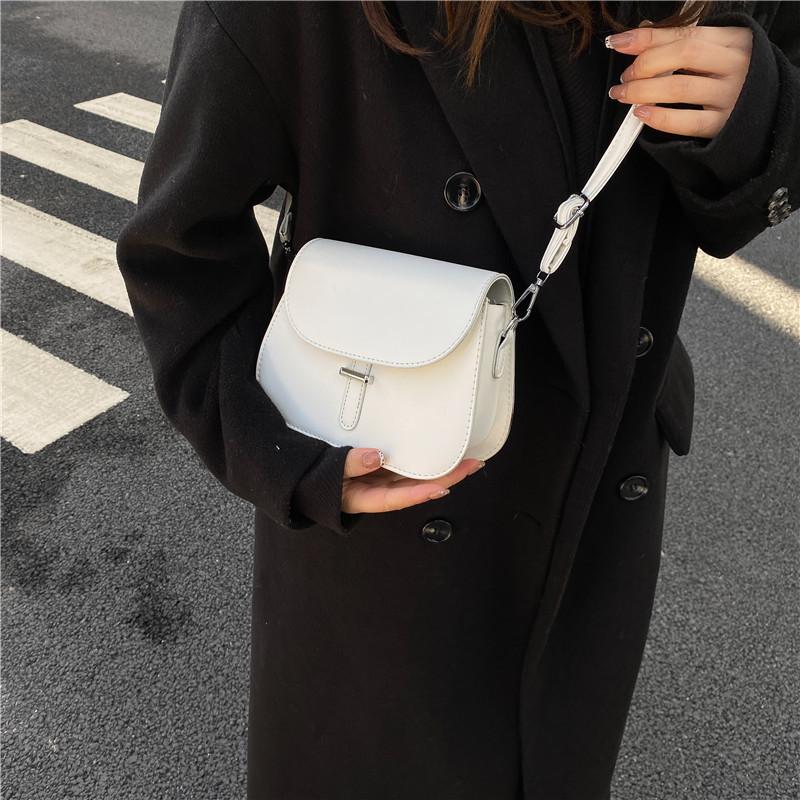 Fashion Women Crossbody Saddle Bag PU Leather Small Handbags Purses Retro Semicircle Designer Messenger Bags Female Clutch Tote