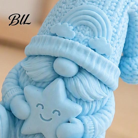Nordic Style Statue Ornaments 3D Printed Gnome Figurine Holding Smiling Star, Faceless with Unique Holiday Gift for Friends Knit Hat, Cute Christmas