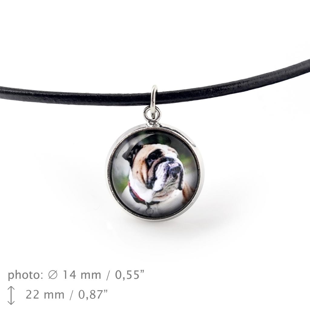Bulldog, English Bulldog, British Bulldog – Necklace pendant with your photo, handmade | Art-Dog
