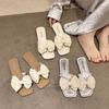 Сандалии большого размера модный бант плоская подошва крутые тапочки женская обувь 2025 лето новые повседневные тапочки женские