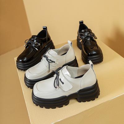 Мокасины на платформе женские квадратные в британском стиле кожаные туфли с внутренней стороны на липучке, увеличивающие рост повседневные туфли