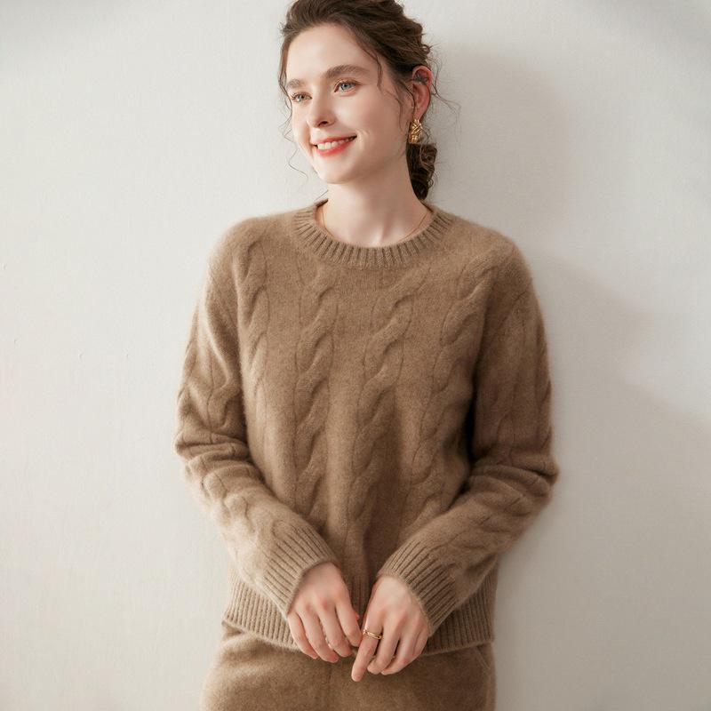 Women's Three-Ply Cashmere Cable Knit Drop Shoulder Sweater: Autumn/Winter Casual Loose Pullover