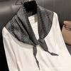 New high-end triangle scarf fashion silk scarf women's small square scarf spring and summer warm scarf thin scarf outside