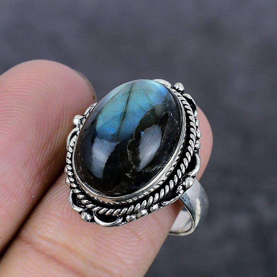 Кольцо из серебра 925 пробы с натуральным лабрадоритом, размер 9 P5S85