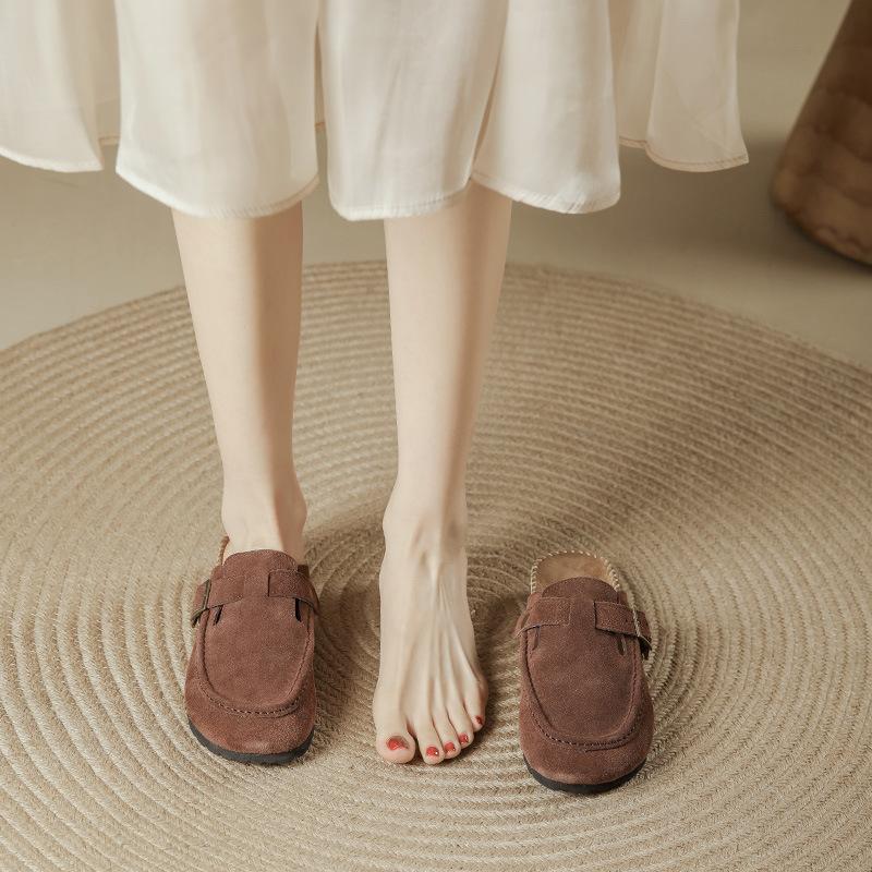 Модные женские тапочки с закрытым носком 2024 года из коровьей замши, сандалии-сабо для женщин, сандалии ручной работы в стиле ретро для сада, сандалии-сабо, сандалии-сабо