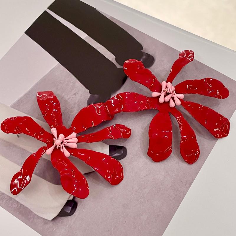 Преувеличенные красные серьги-цветы с гвоздиками-лепестками с бисером для женщин, летняя коллекция 2025