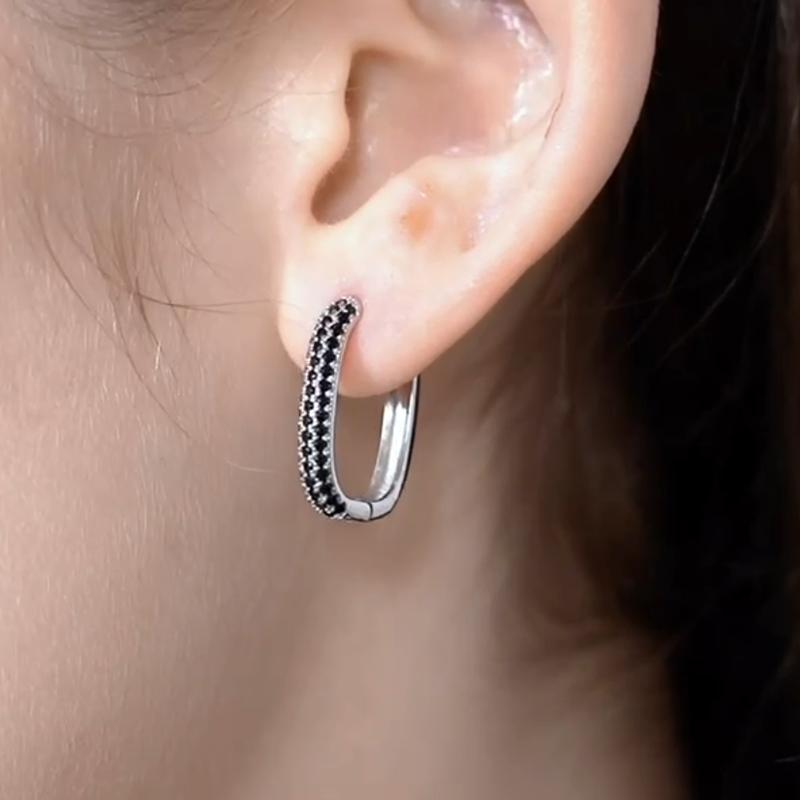 Black Awn Женские серьги-кольца с черным камнем